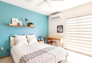 Classic Apartment, 2 Bedrooms, Non Smoking, Pool Access | Hypo-allergenic bedding, memory-foam beds, in-room safe - Bright & Relaxing Full Apartment (Cancun)