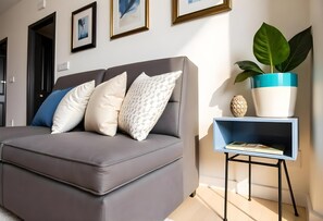 Family Apartment, 2 Bedrooms, Non Smoking, Pool Access | Living room