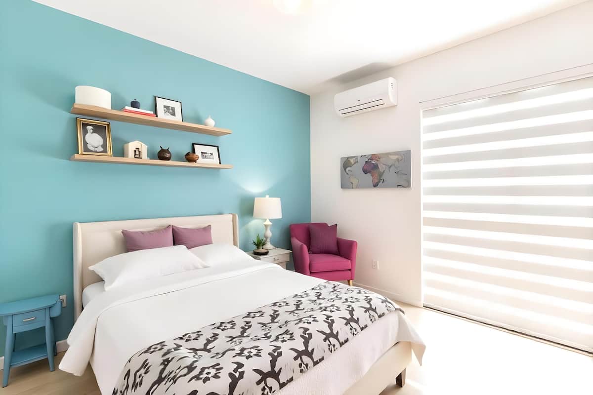 Departamento superior, 2 habitaciones, para no fumadores, acceso a la alberca | 2 habitaciones, ropa de cama hipoalergénica y camas con efecto memoria
