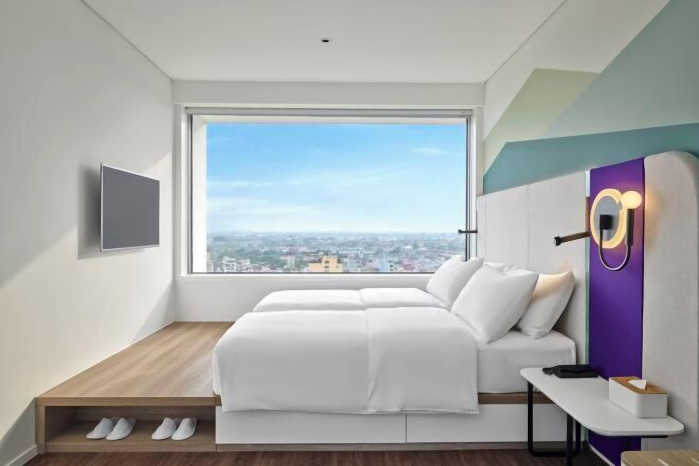 Caja fuerte, escritorio, espacio para trabajar con un portátil