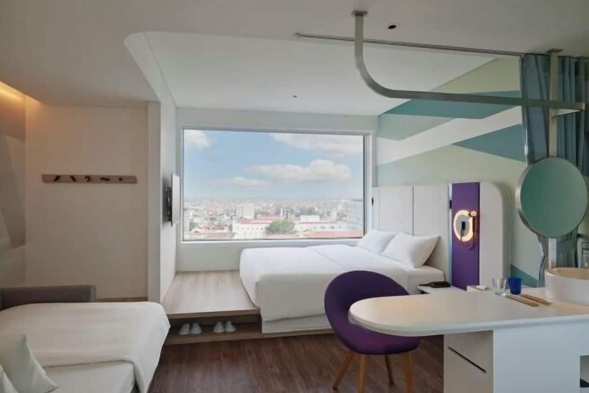 In-room safe, desk, laptop workspace, blackout curtains
