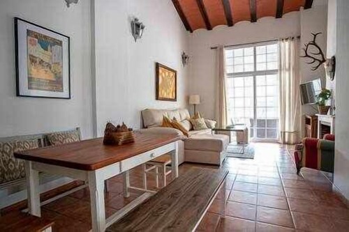 Jardines del Lago House