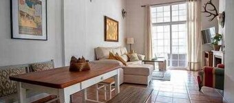 Jardines del Lago House