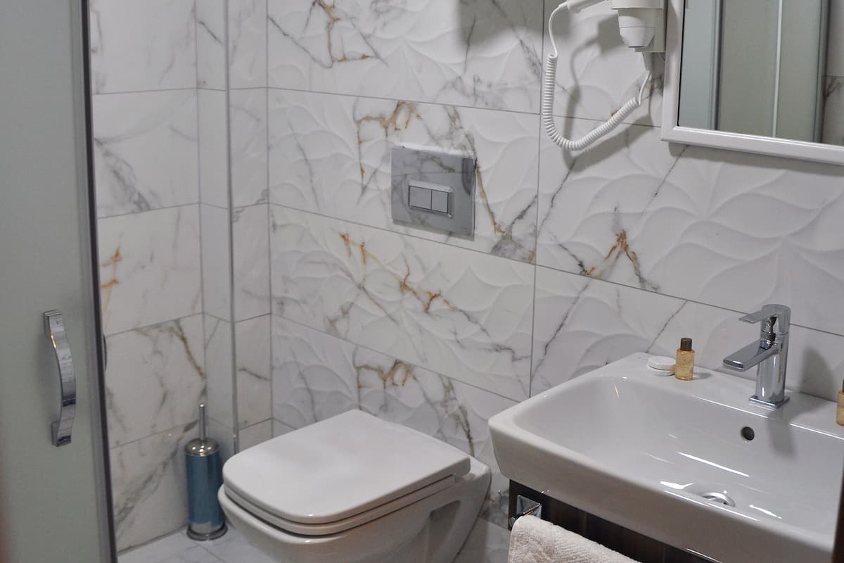 shower, rainfall showerhead, towels