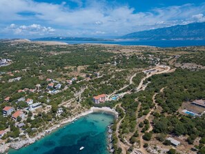 Aerial view - Mobile house with private pool (Novalja)
