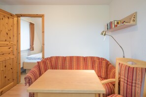 Interior - Jenswarft Oland vacation apartment in Dagebüll for up to 2 people (Dagebüll)