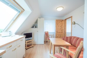 Fernseher, Stereoanlage