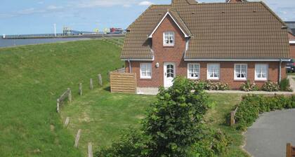 Jenswarft Oland vacation apartment in DagebĂŒll for up to 2 people