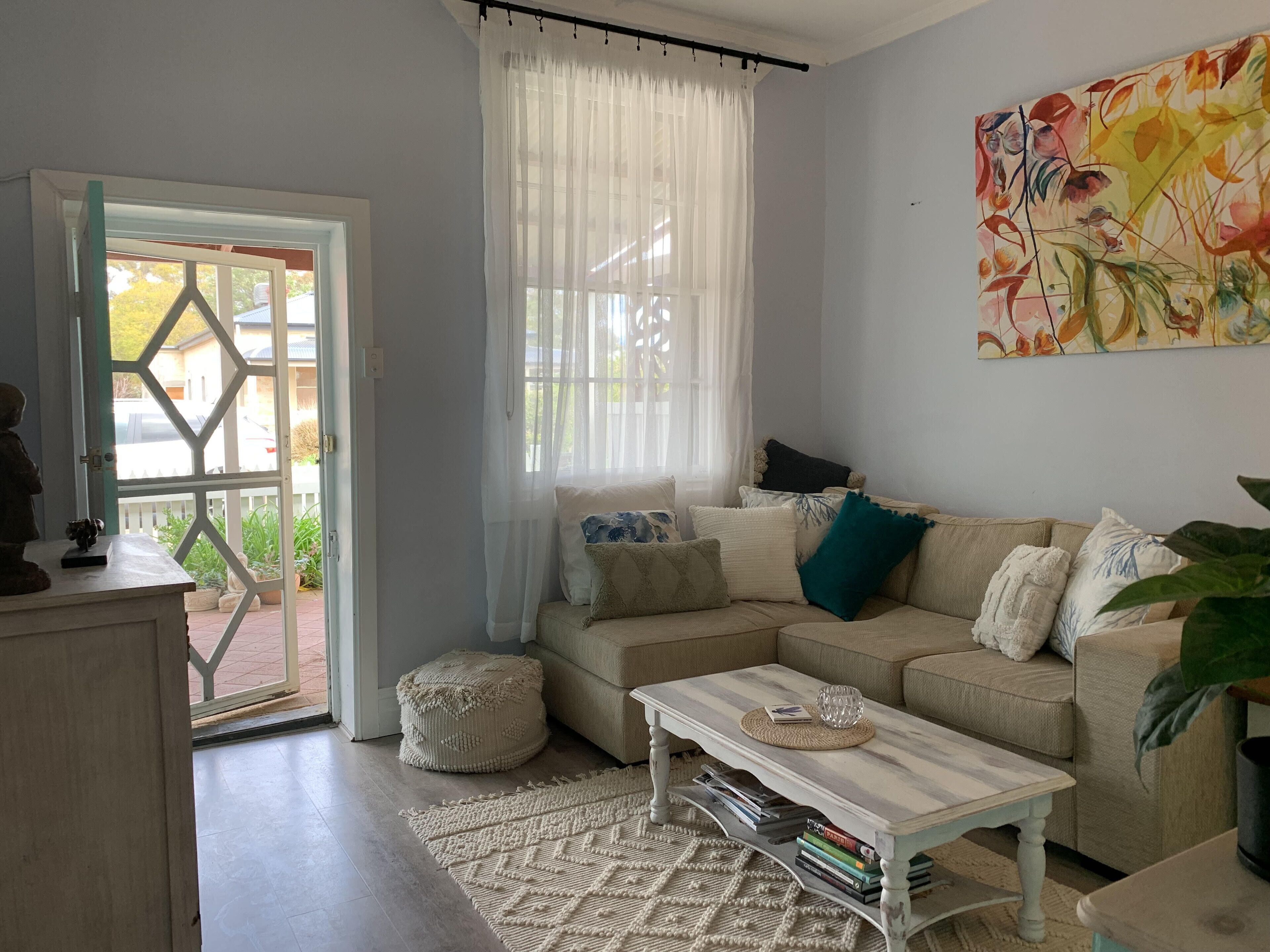 Caroline Cottage Historic Moonta Township — image 6