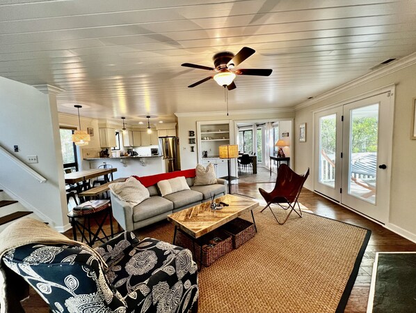 TV connectée, cheminée