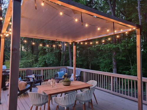 Durham Retreat: Deck, Grill, Firepit, 10 mins from Duke & Downtown