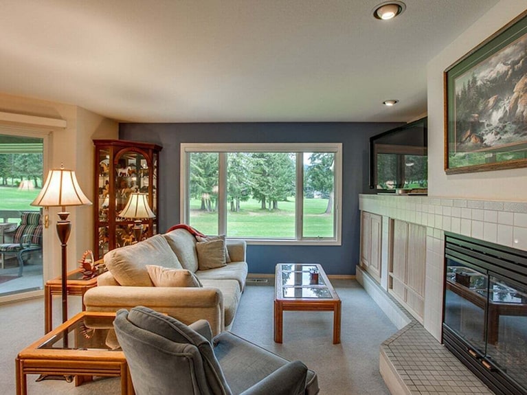 Golf-view Kahler Glen 2br Condo - Lake Wenatchee, WA