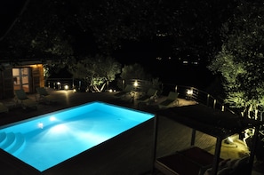 Piscine extérieure, piscine chauffée