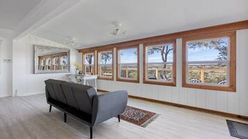 Nhà, 4 phòng ngủ | Nội thất