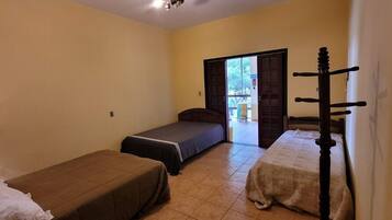 5 dormitorios, escritorio, cuna de viaje y wifi gratis