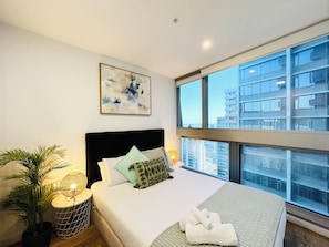 2 bedrooms, WiFi, bed sheets