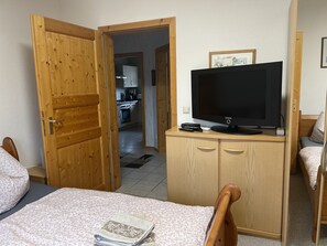 1 室のベッドルーム、アイロン / アイロン台、旅行用ベビーベッド、WiFi