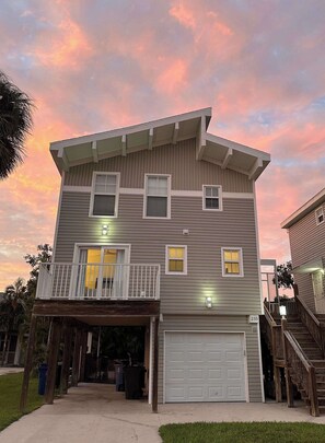 Exterior - Diamond Murex -Home W/Heated Pool -Walk to Beach (Fort Myers Beach)