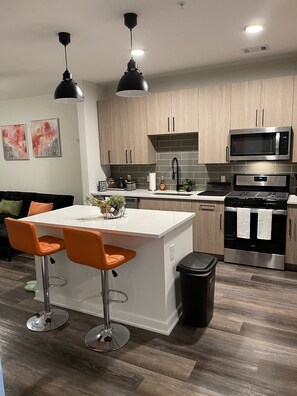 Fridge, microwave, oven, dishwasher