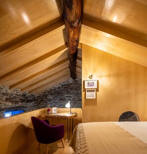 1 bedroom, iron/ironing board, free internet - Contemporary styled studio (Piódão)