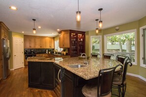 Fridge, microwave, oven, stovetop - Close to Asheville-Family Home, Dog Frndly, Hot Tub, Deck, 5BR/3.5 Bath, Game Rm (Asheville)