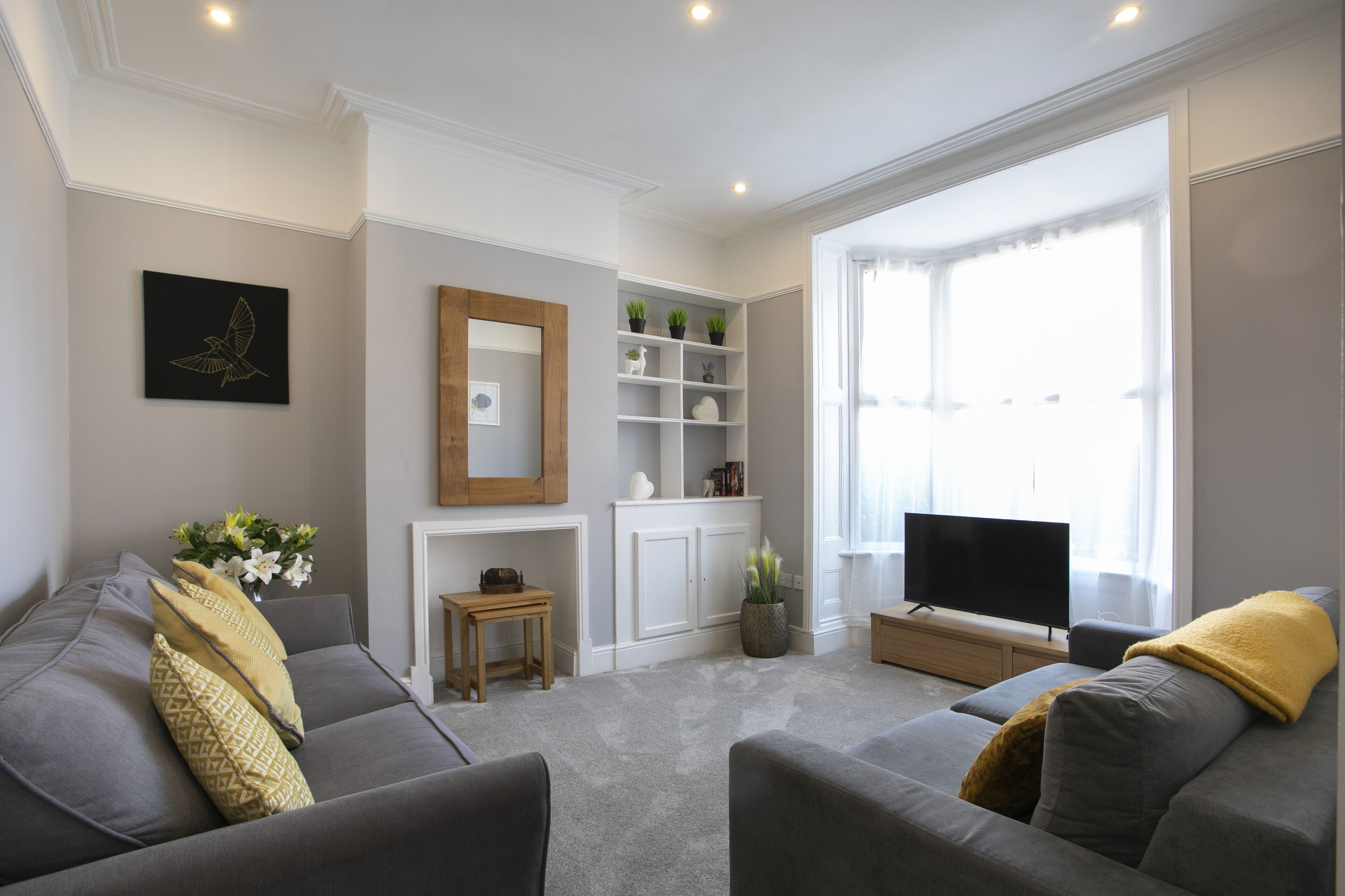 Smart-TV, Kamin, Netflix, Streaming-Dienste