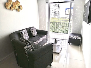 Smart TV - New Vacation Apartment (Armenia)