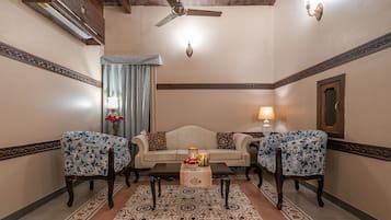 2 bedrooms, in-room safe, free WiFi, bed sheets