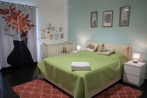 2 bedrooms, iron/ironing board, travel crib, free WiFi