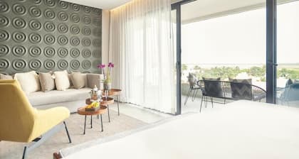 Junior Suite Fives Oceanfront in Puerto Morelos