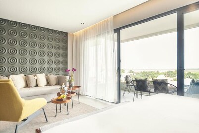 Junior Suite Fives Oceanfront in Puerto Morelos