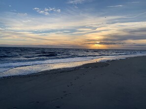 Plage à proximité, chaise longue