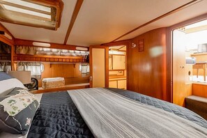 3 dormitorios, tabla de planchar con plancha, wifi gratis y ropa de cama
