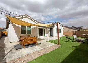 Outdoor dining - Modern 3BR Clovis Retreat w/ Workspaces, Game Room & Yard—Close to Nat’l Parks (Clovis)