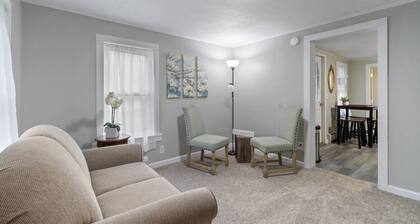 Tiny House Jewel in Brockport!