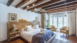8 bedrooms, iron/ironing board, travel crib, WiFi - Villa Soleares Antequera by Ruralidays (Málaga)