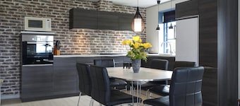 Amazing home in Klemensker with WiFi