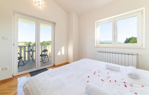 5 Schlafzimmer, kostenloses WLAN, Bettwäsche