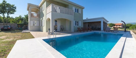 Piscine chauffée