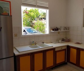 Réfrigérateur, lave-vaisselle