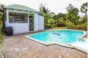 Piscine extérieure
