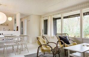Interior - Beautiful home in Nexø with WiFi (Nexø)