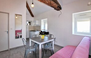 Interior - 2 bedroom gorgeous apartment in Vanosc (Vanosc)