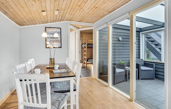 Dining - 2 bedroom stunning home in Hanstholm (Hanstholm)