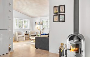 Interior - Amazing home in Nexø with WiFi (Nexø)