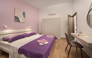 6 quartos, cofres nos quartos, berço de viagem, Wi-Fi de cortesia