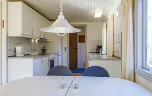 Kühlschrank, Herdplatte, Geschirrspüler