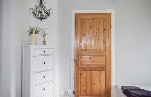 2 soverom og reiseseng for barn