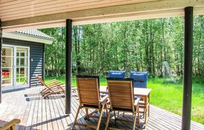 Terrace/patio - 4 bedroom amazing home in Nexø (Nexø)