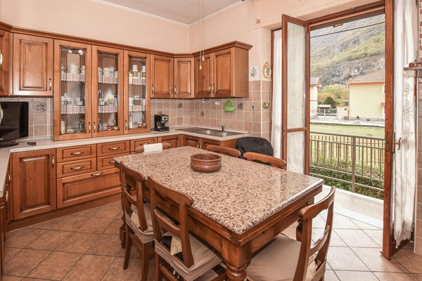 Kjøleskap, kokeplater og kaffetrakter/tekoker